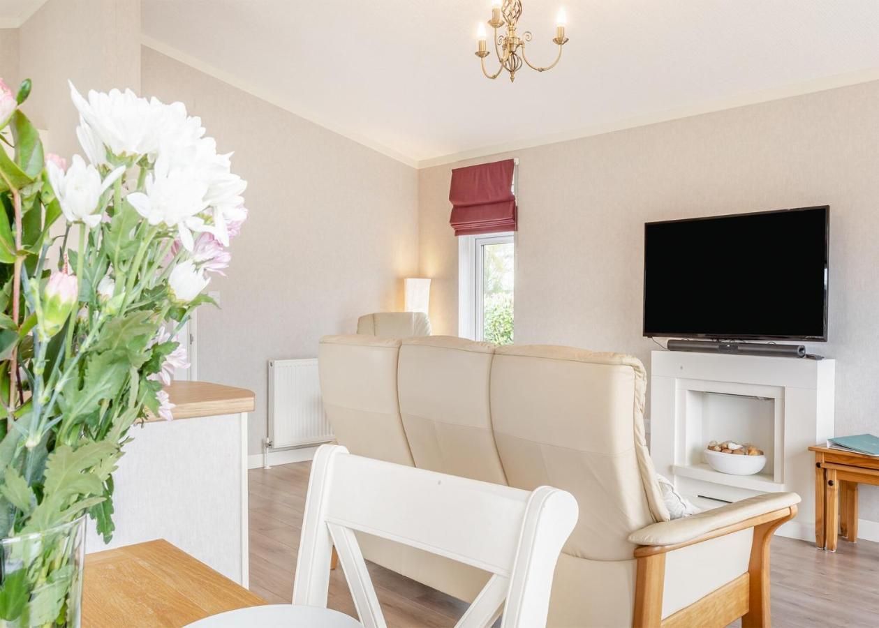 Lode Hall Lodges Upwell 외부 사진